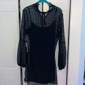 forest green lace dress🌲🖤